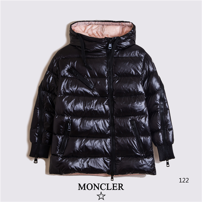 Moncler Men's Outwear 228